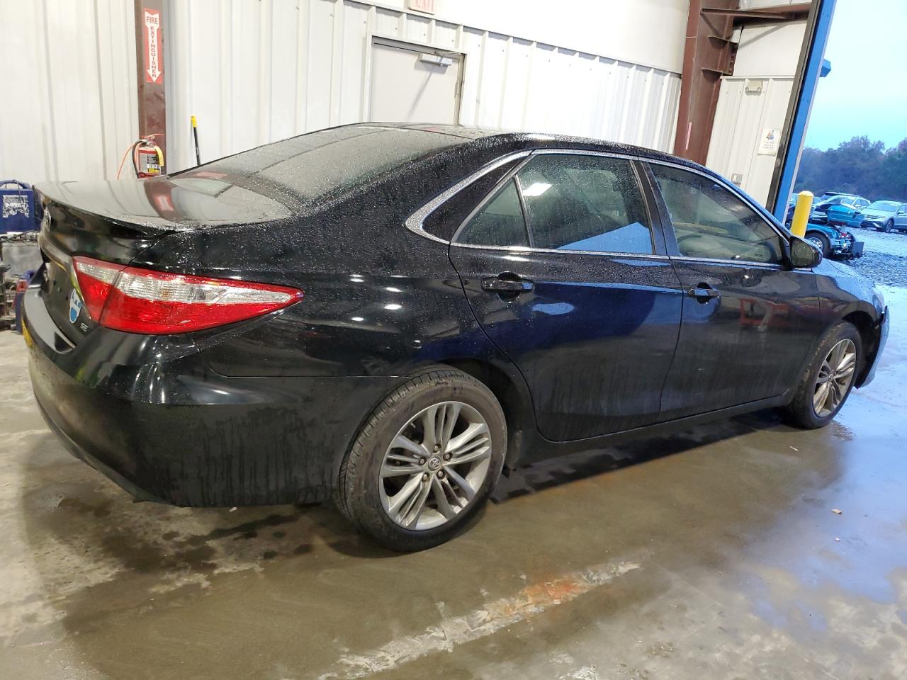 VIN 4T1BF1FK1FU498485 2015 TOYOTA CAMRY no.3