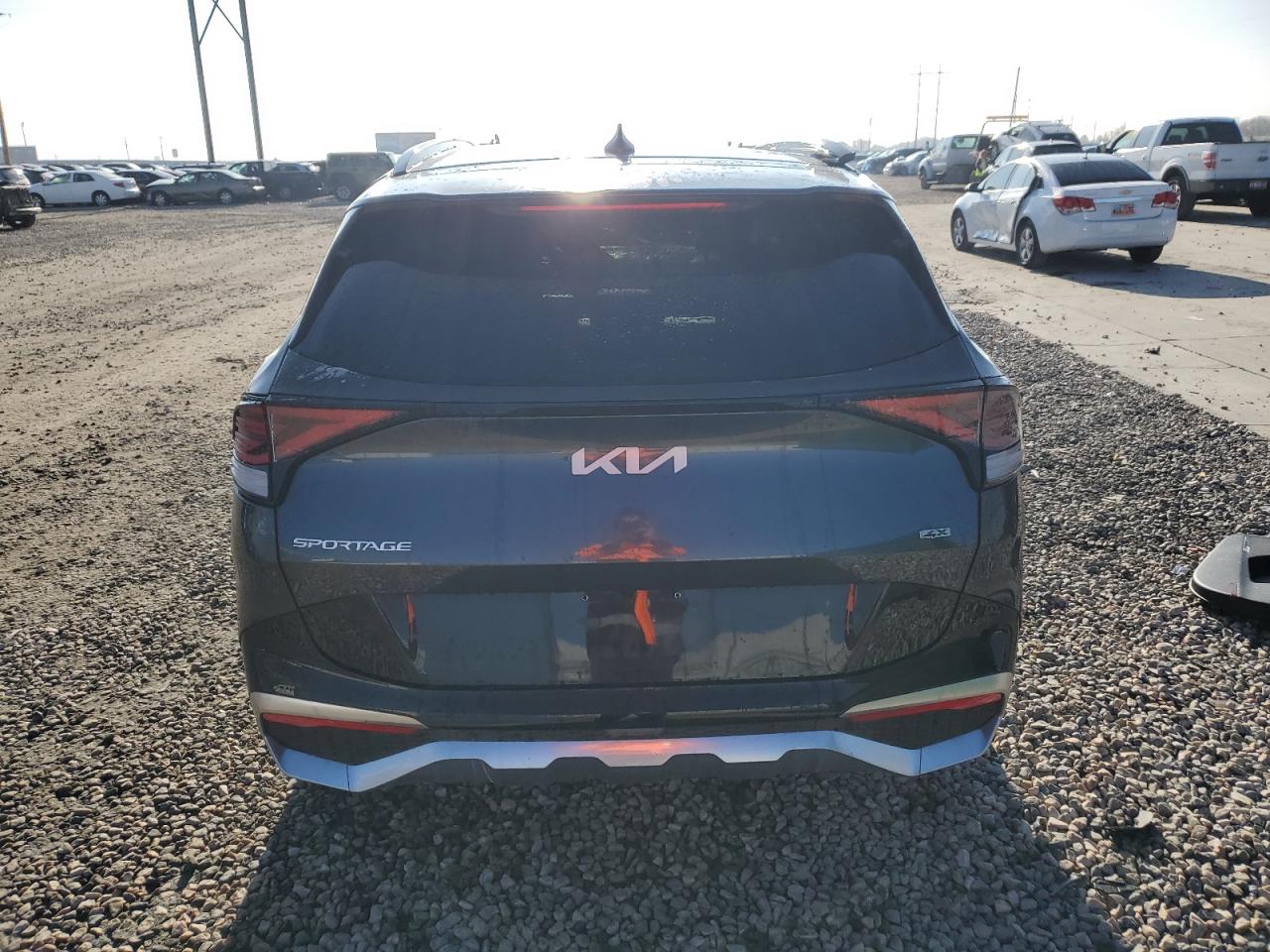 2023 Kia Sportage - Image 6