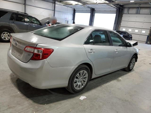  TOYOTA CAMRY 2013 Серебристый