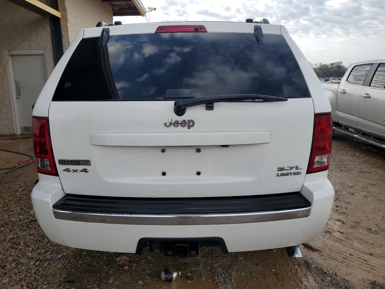 2005 Jeep Grand Cherokee - Image 6