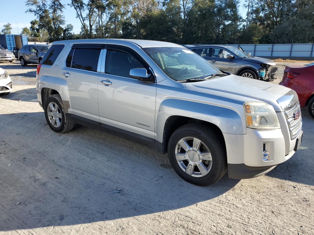 2011 GMC Terrain - Image 4