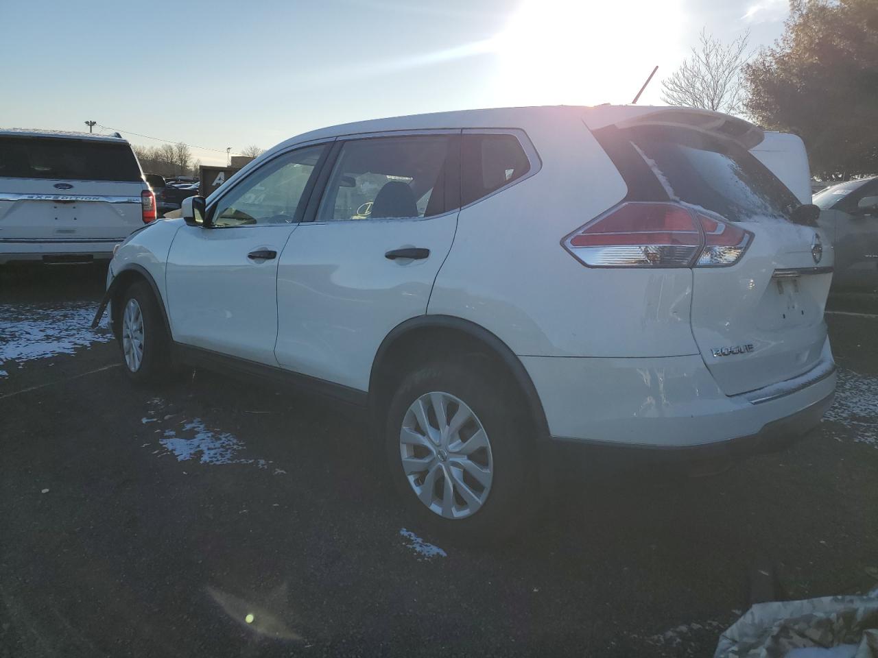 VIN KNMAT2MV9GP709170 2016 NISSAN ROGUE no.2