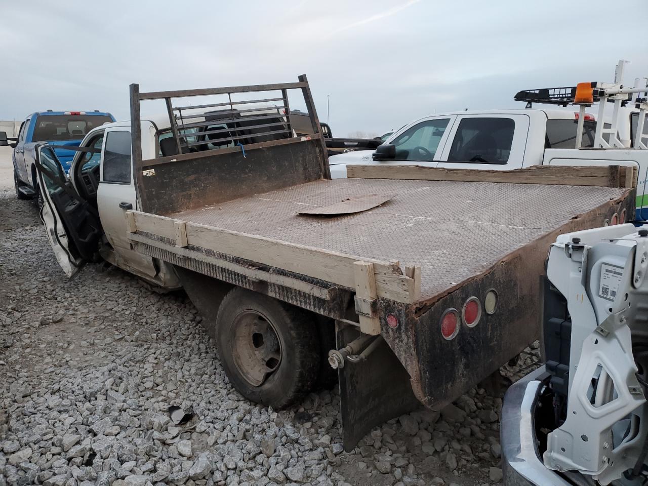 2017 RAM 3500 - Image 2