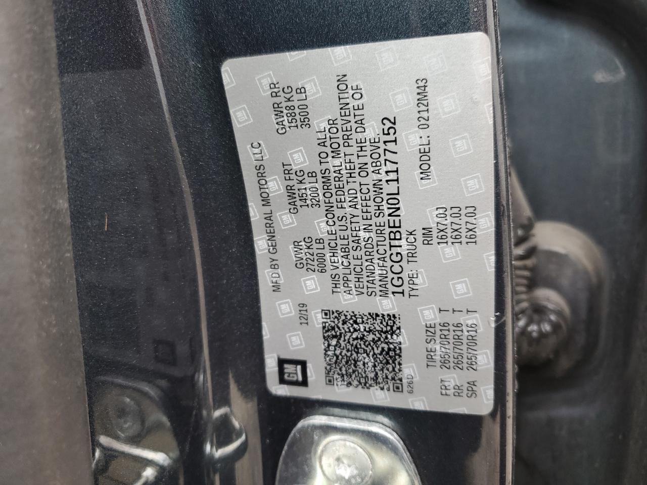 2020 Chevrolet Colorado - Image 13