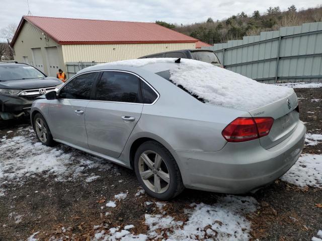  VOLKSWAGEN PASSAT 2013 Silver