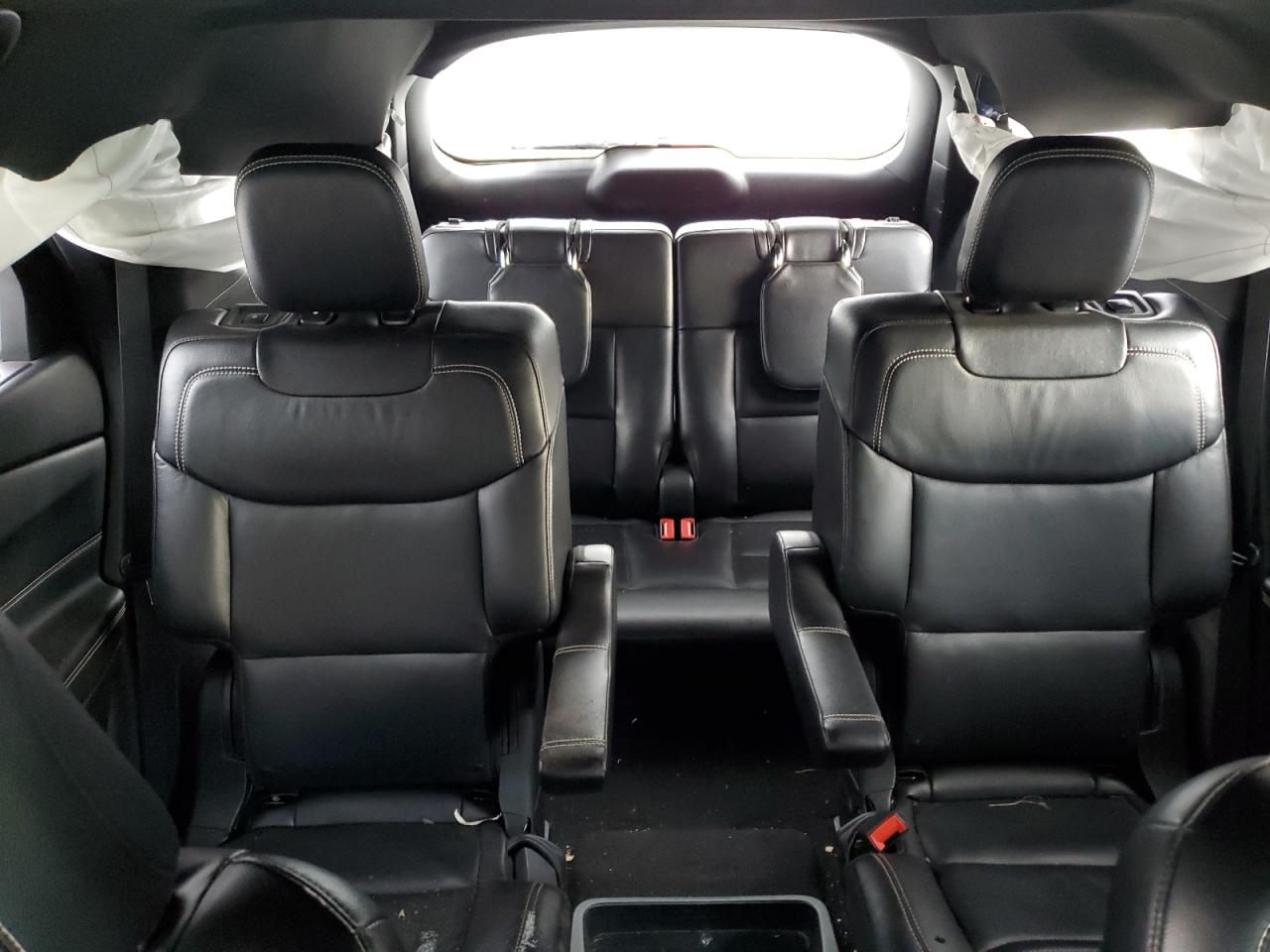 2020 Ford Explorer - Image 10