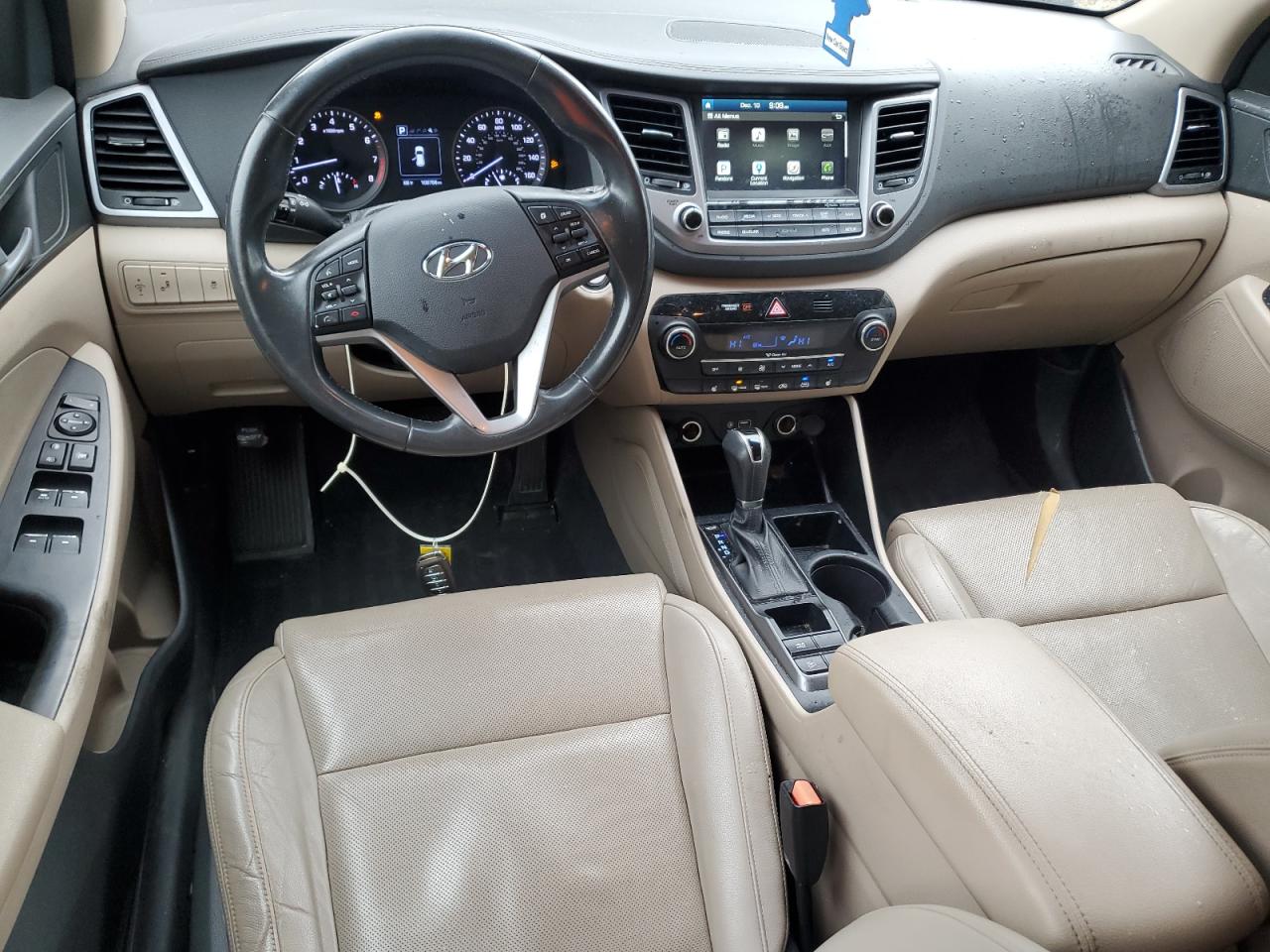 2016 Hyundai Tucson - Image 8