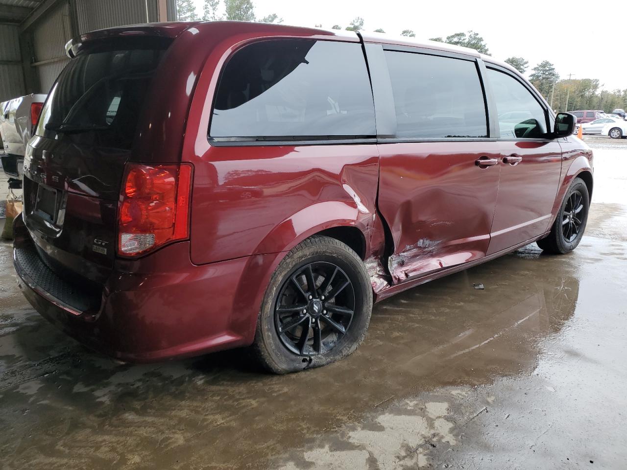2019 Dodge Caravan - Image 3