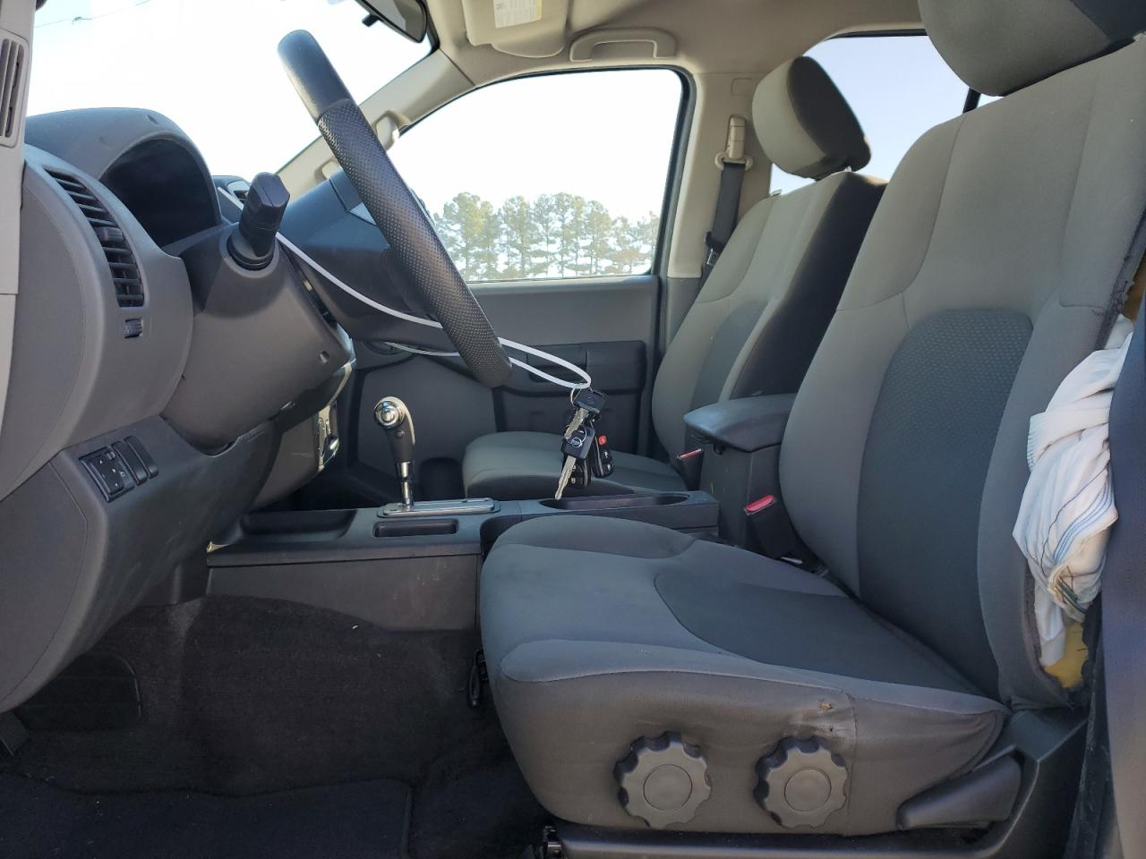 2015 Nissan XTerra - Image 7
