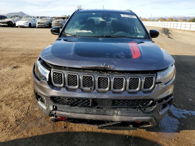  JEEP COMPASS 2023 Серый