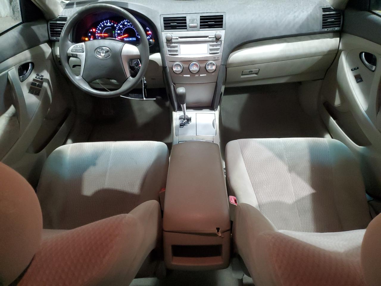 2010 Toyota Camry - Image 8