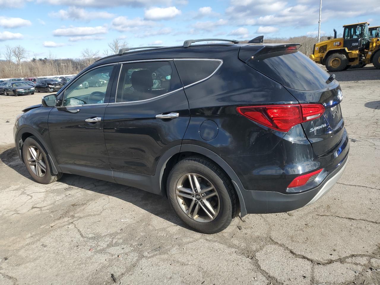 VIN 5NMZUDLB7JH104017 2018 HYUNDAI SANTA FE no.2