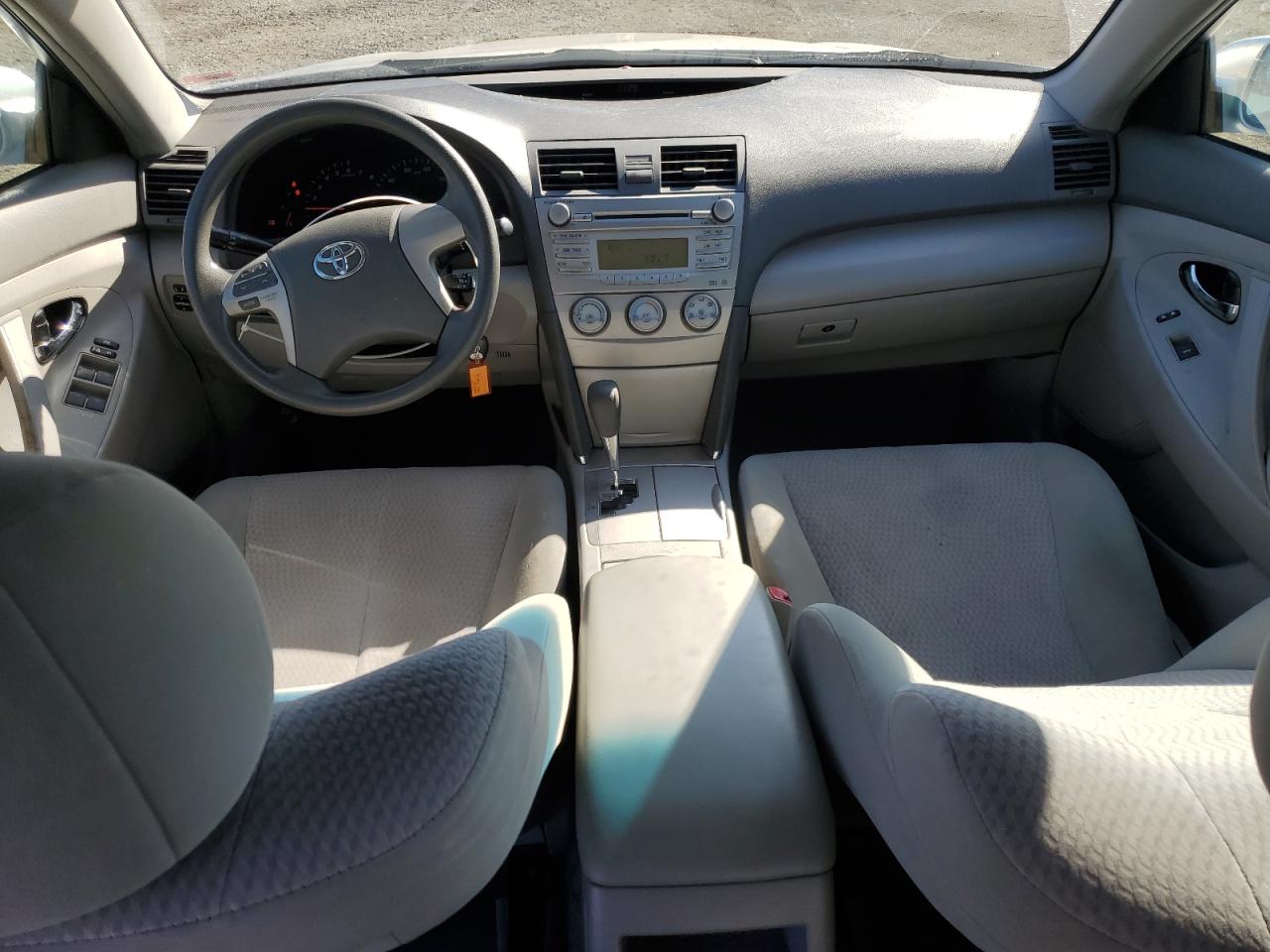 2010 Toyota Camry - Image 8