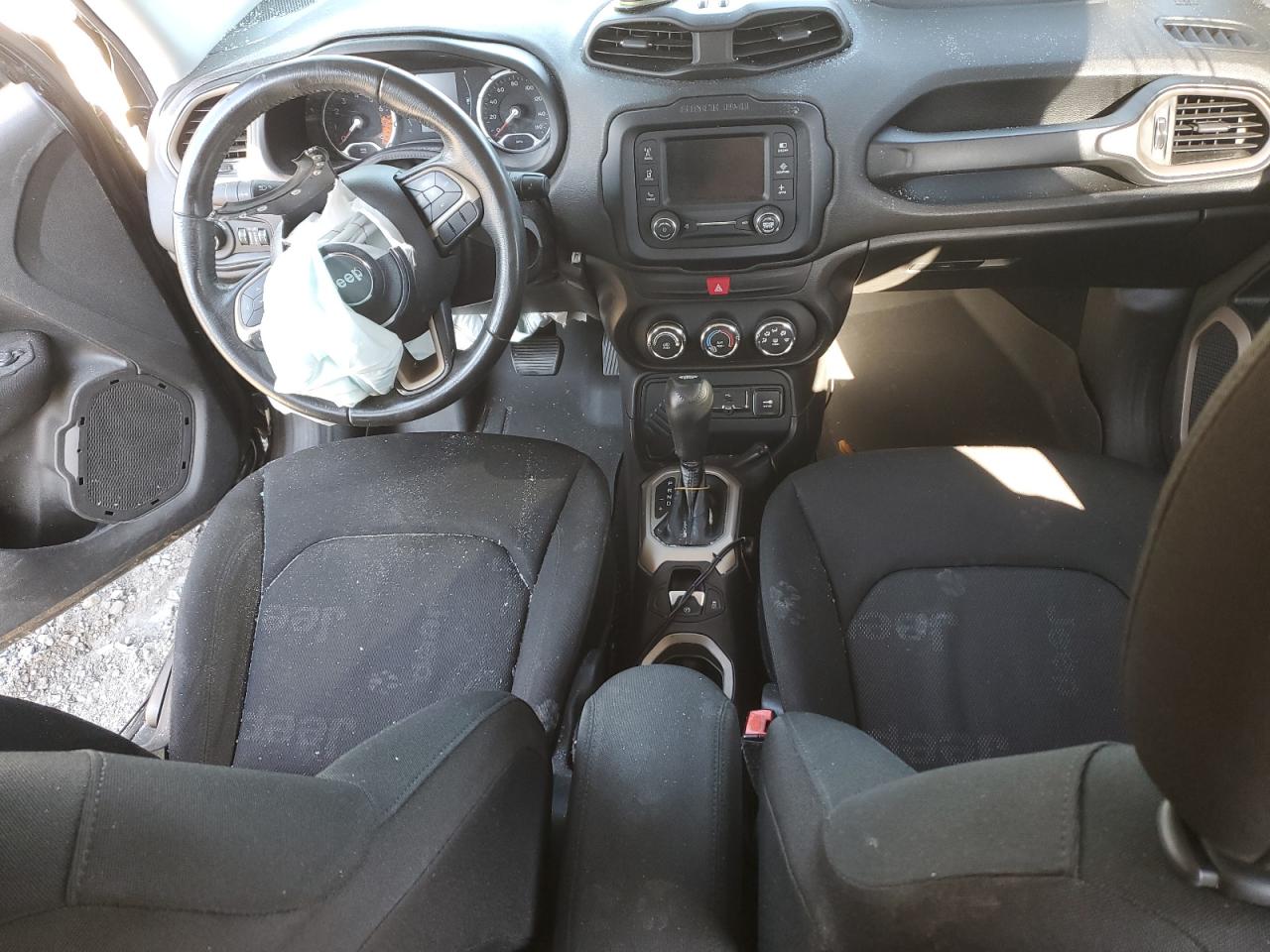 VIN ZACCJABT2GPC66888 2016 JEEP RENEGADE no.8