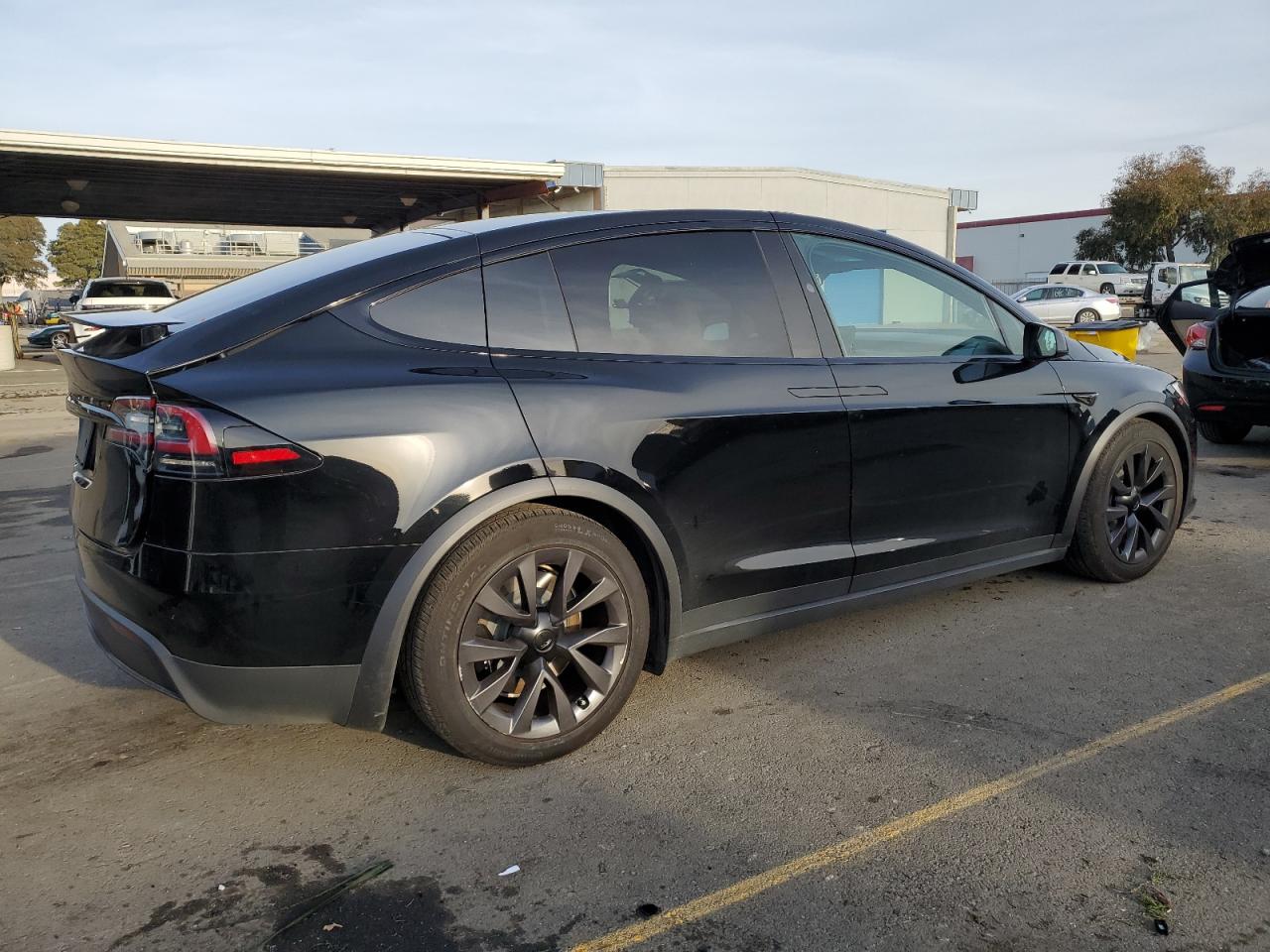 VIN 7SAXCBE54PF382814 2023 TESLA MODEL X no.3