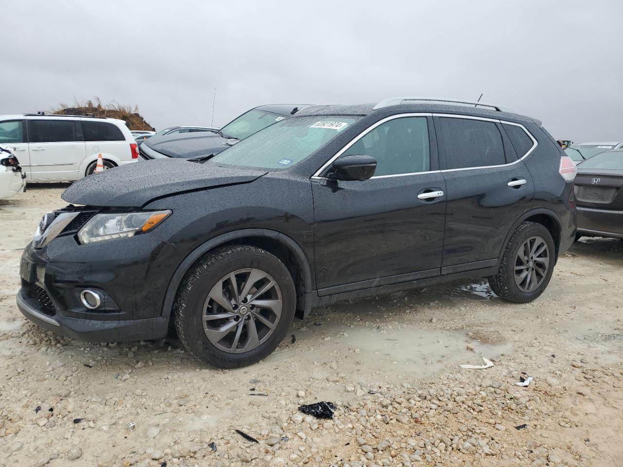 2016 Nissan Rogue - Image 1