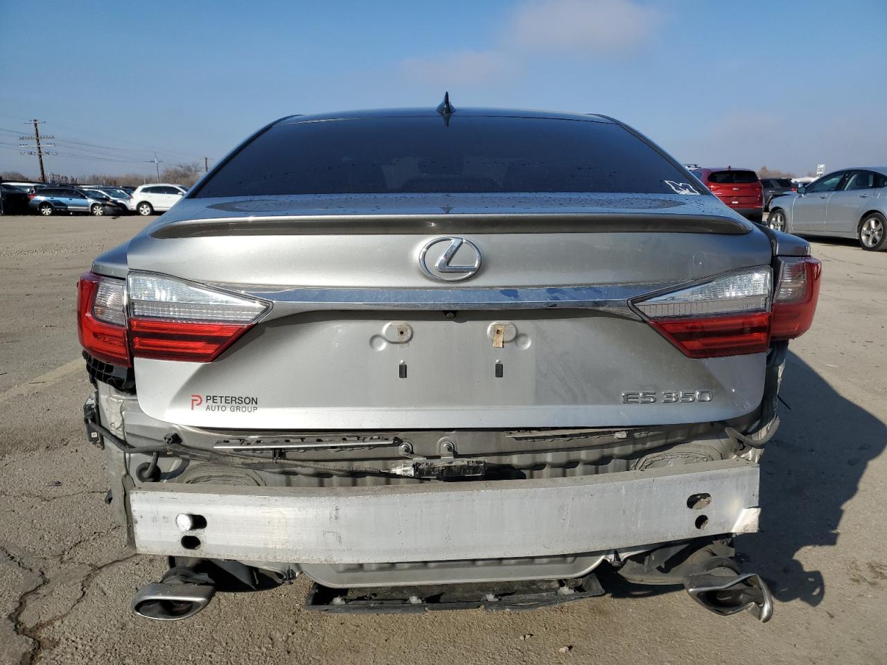 2018 Lexus ES - Image 6