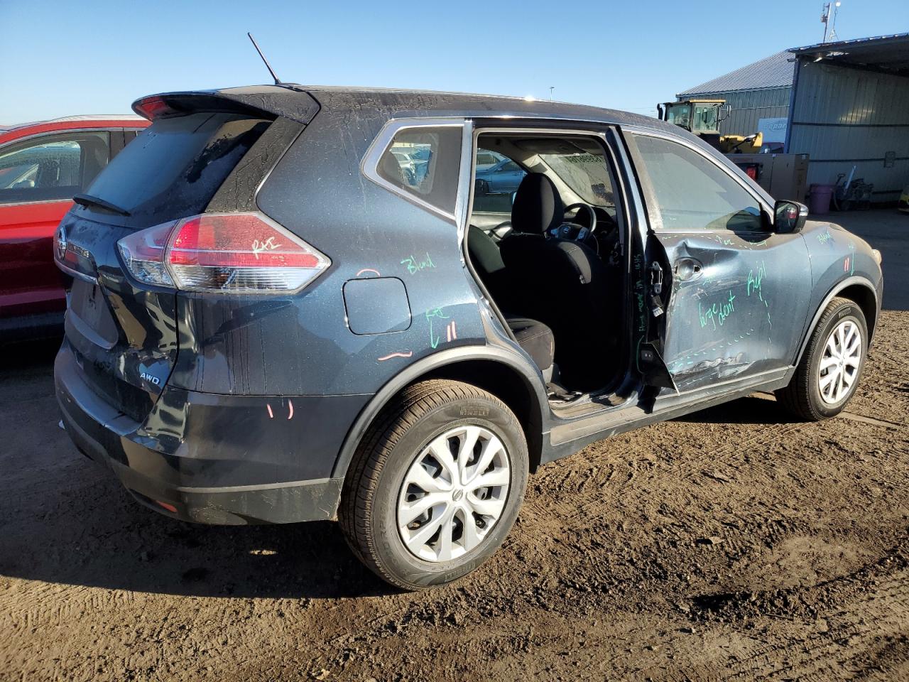 2016 Nissan Rogue - Image 3