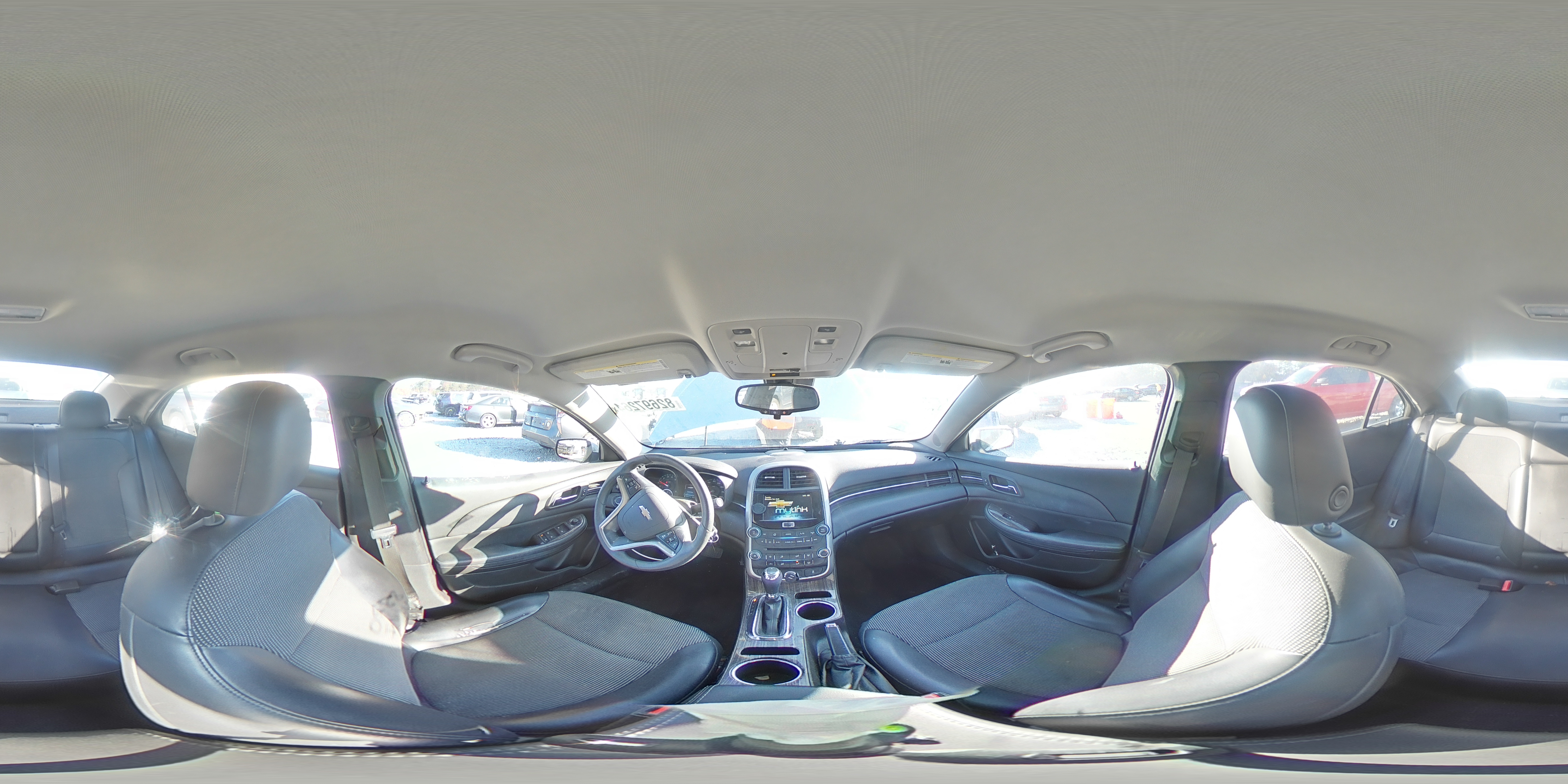 2016 Chevrolet Malibu - Image 15