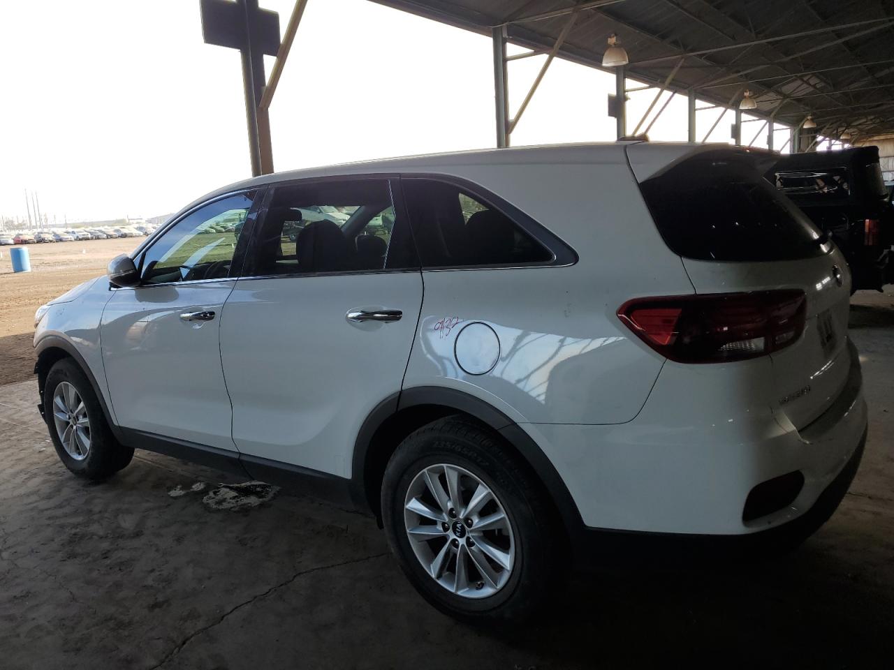 2019 Kia Sorento L VIN: 5XYPG4A38KG611577 Lot: 84867894