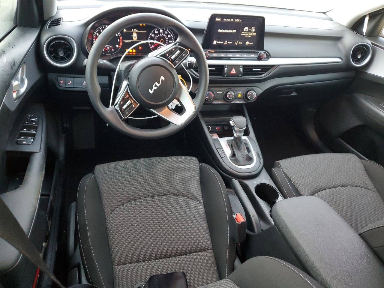 2024 Kia Forte - Image 8