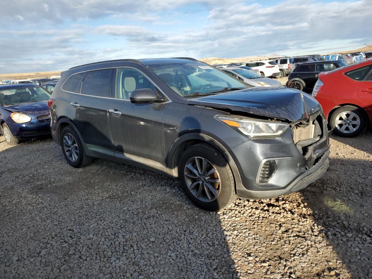 2017 Hyundai Santa Fe - Image 5