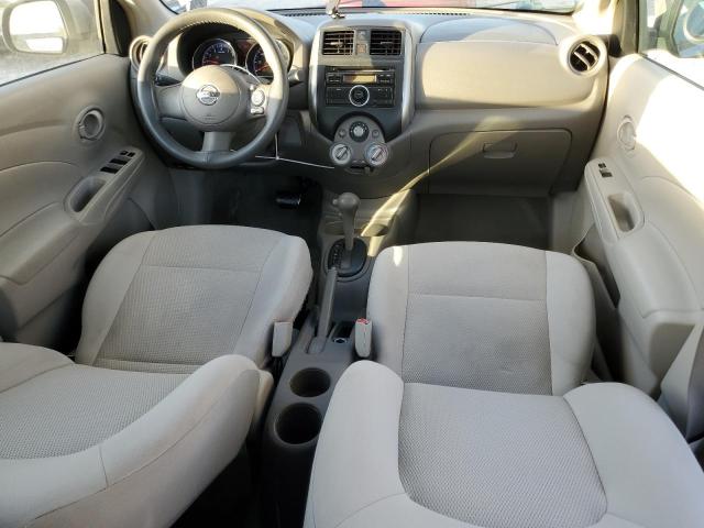 Седаны NISSAN VERSA 2012 Серый