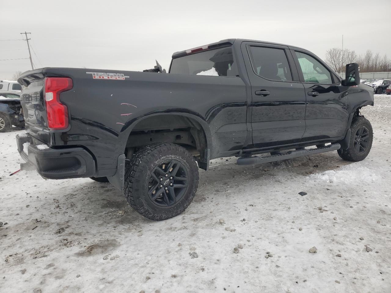 2021 Chevrolet Silverado - Image 3