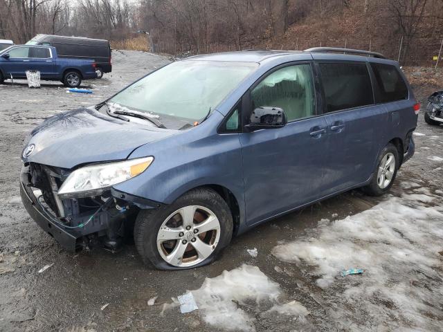 2014 Toyota Sienna Le