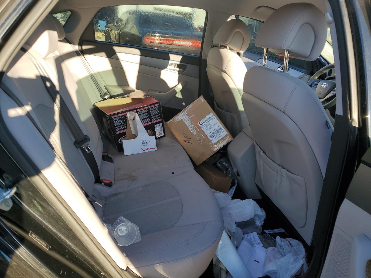 2015 Hyundai Sonata - Image 10