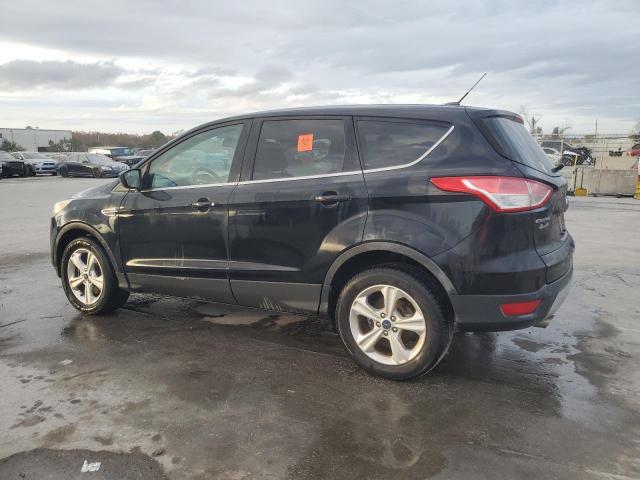  FORD ESCAPE 2016 Czarny