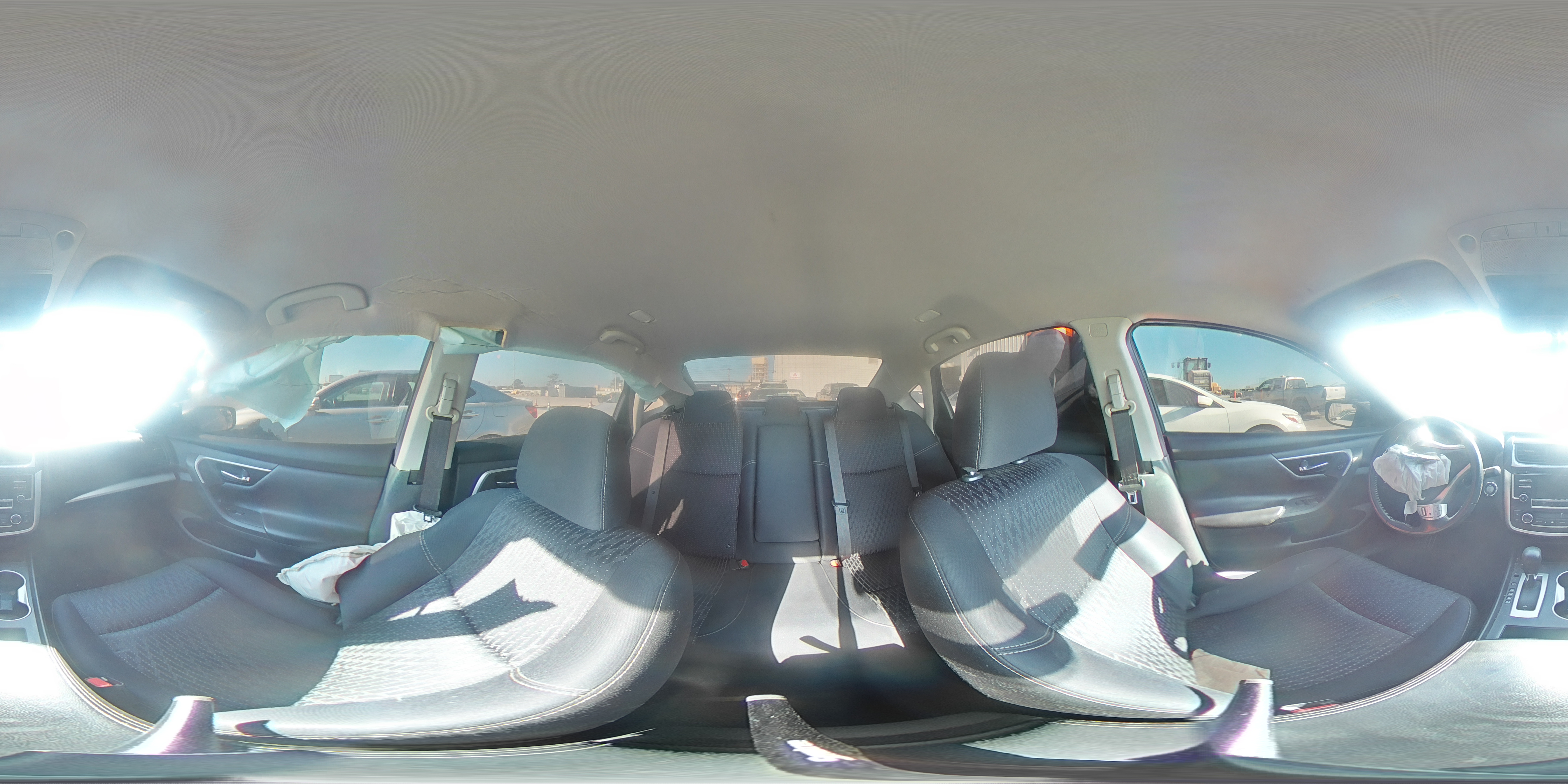 2017 Nissan Altima - Image 14