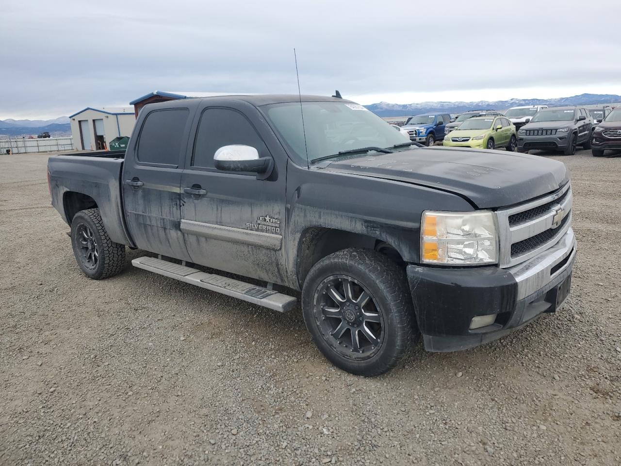 2011 Chevrolet Silverado - Image 4