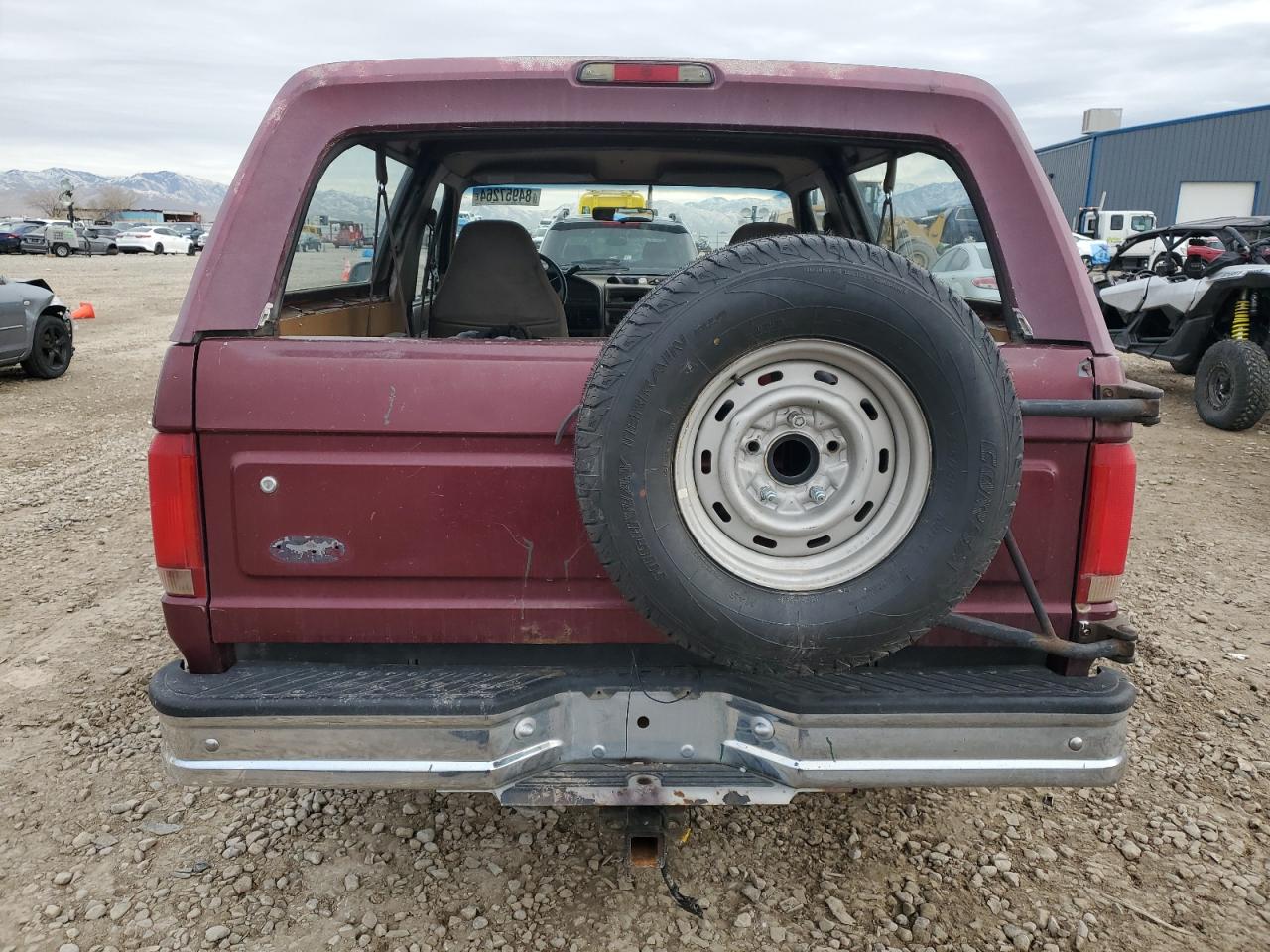 1996 Ford Bronco U100 VIN: 1FMEU15N6TLB84413 Lot: 84957264