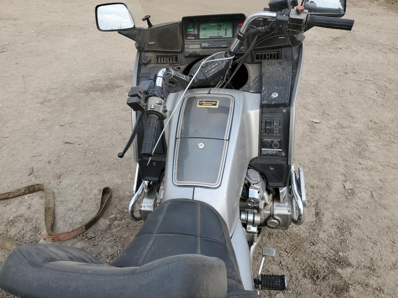 1986 Honda Gl1200 A VIN: 1HFSC1427GA204452 Lot: 79080774