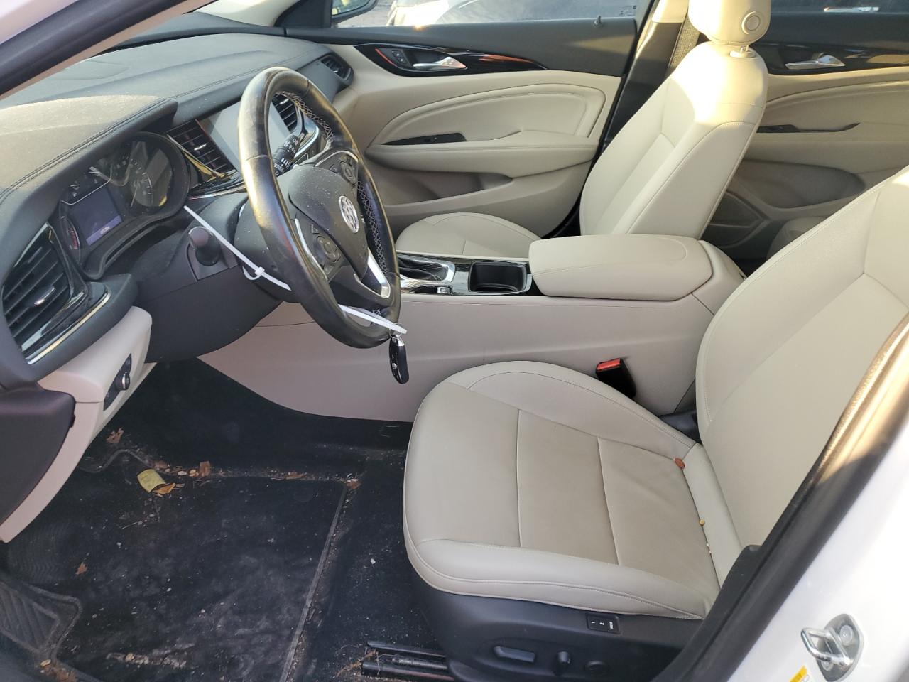 2018 Buick Regal - Image 7