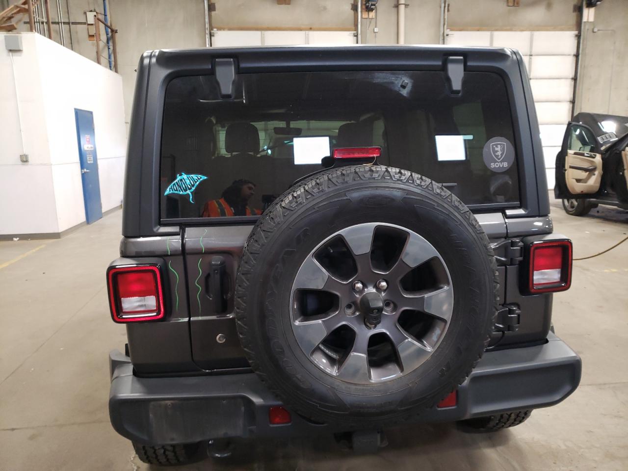 2018 Jeep Wrangler - Image 6