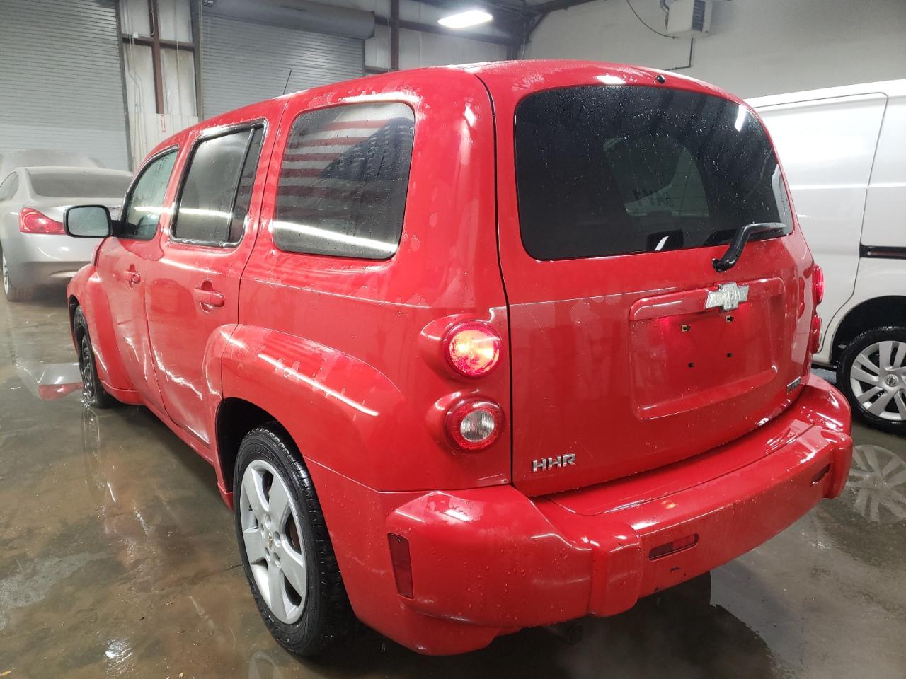 2011 Chevrolet HHR - Image 2