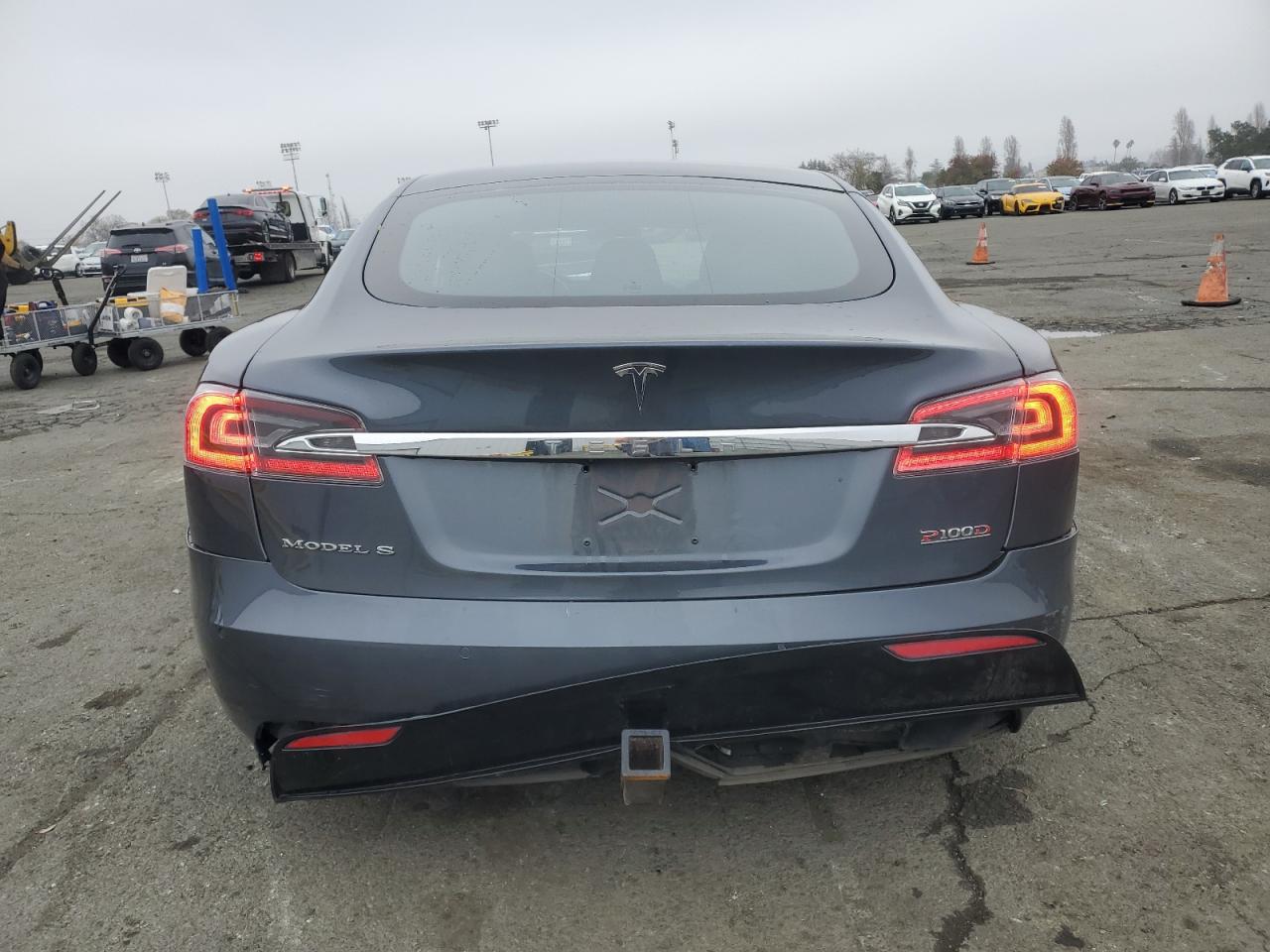 VIN 5YJSA1E2XHF231703 2017 TESLA MODEL S no.6