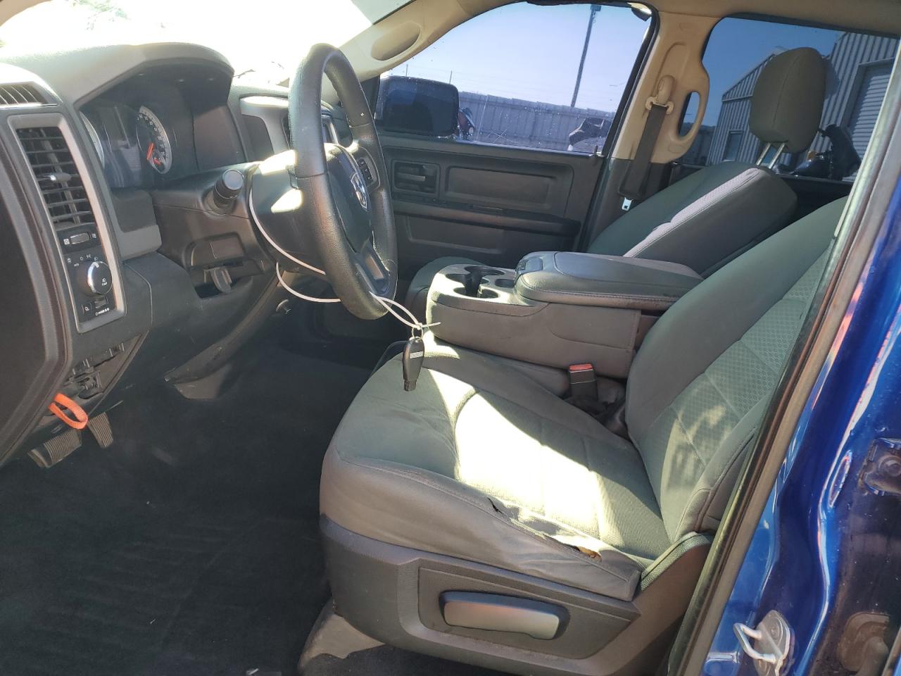 2014 RAM 1500 - Image 7