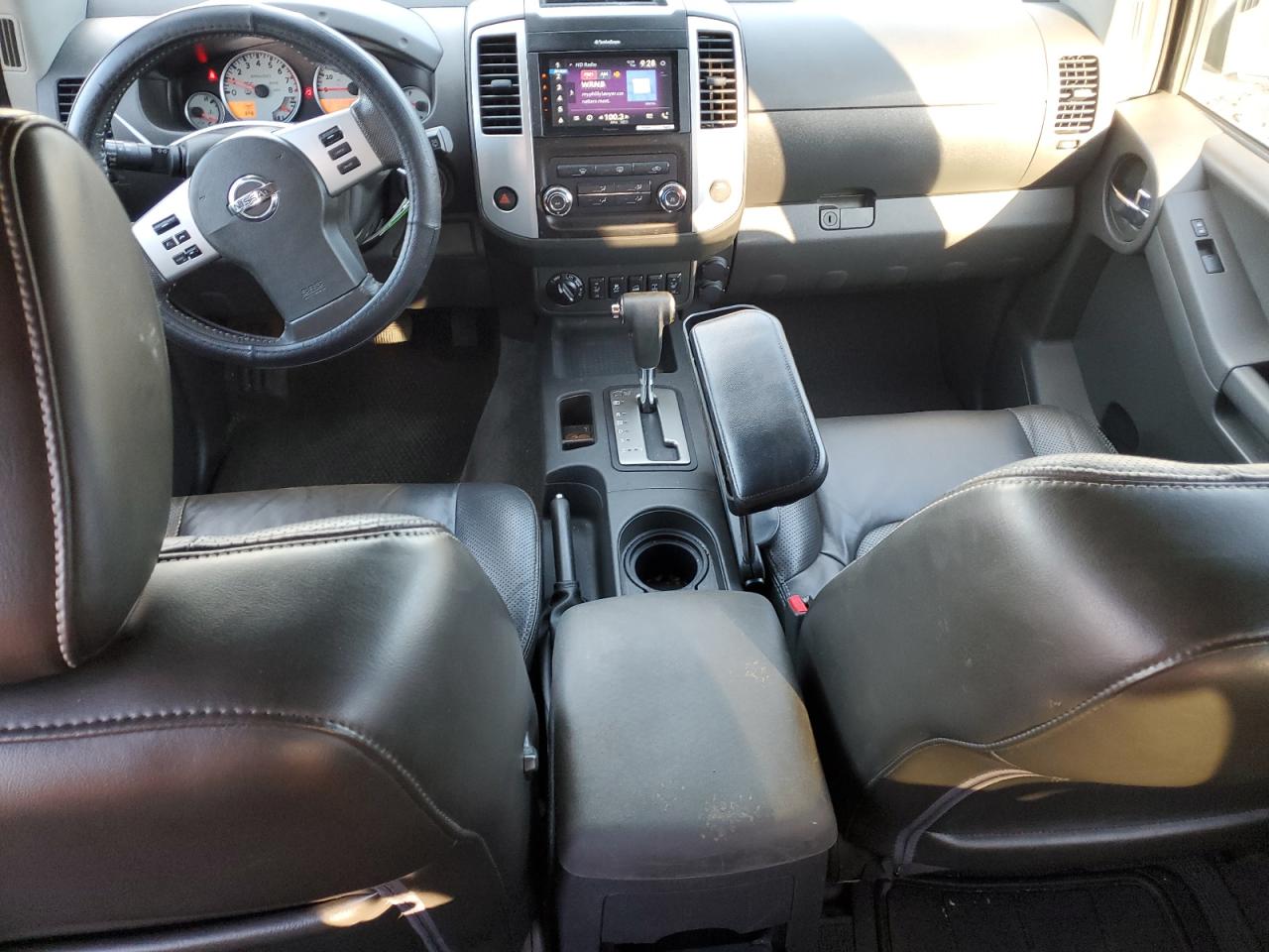 VIN 5N1AN0NW6EN810239 2014 NISSAN XTERRA no.8