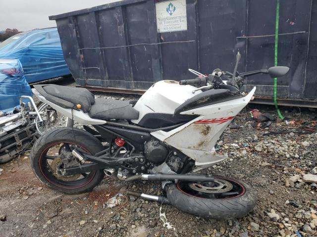 undisplay YAMAHA FZ600-800 2012 Білий