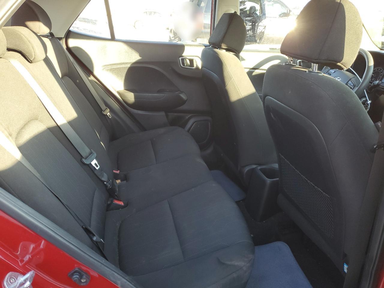 2021 Hyundai Venue - Image 10