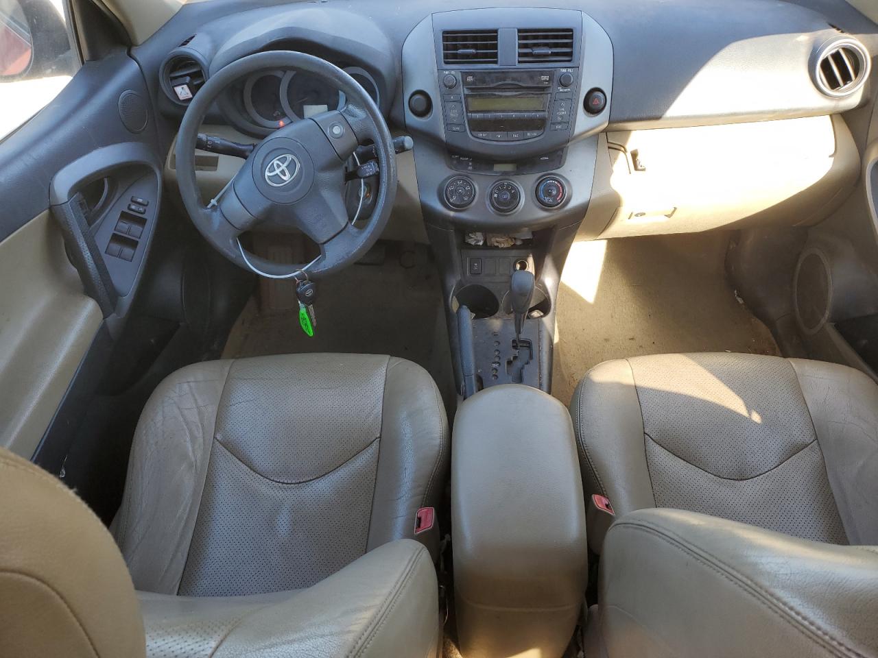 2010 Toyota RAV 4 - Image 8