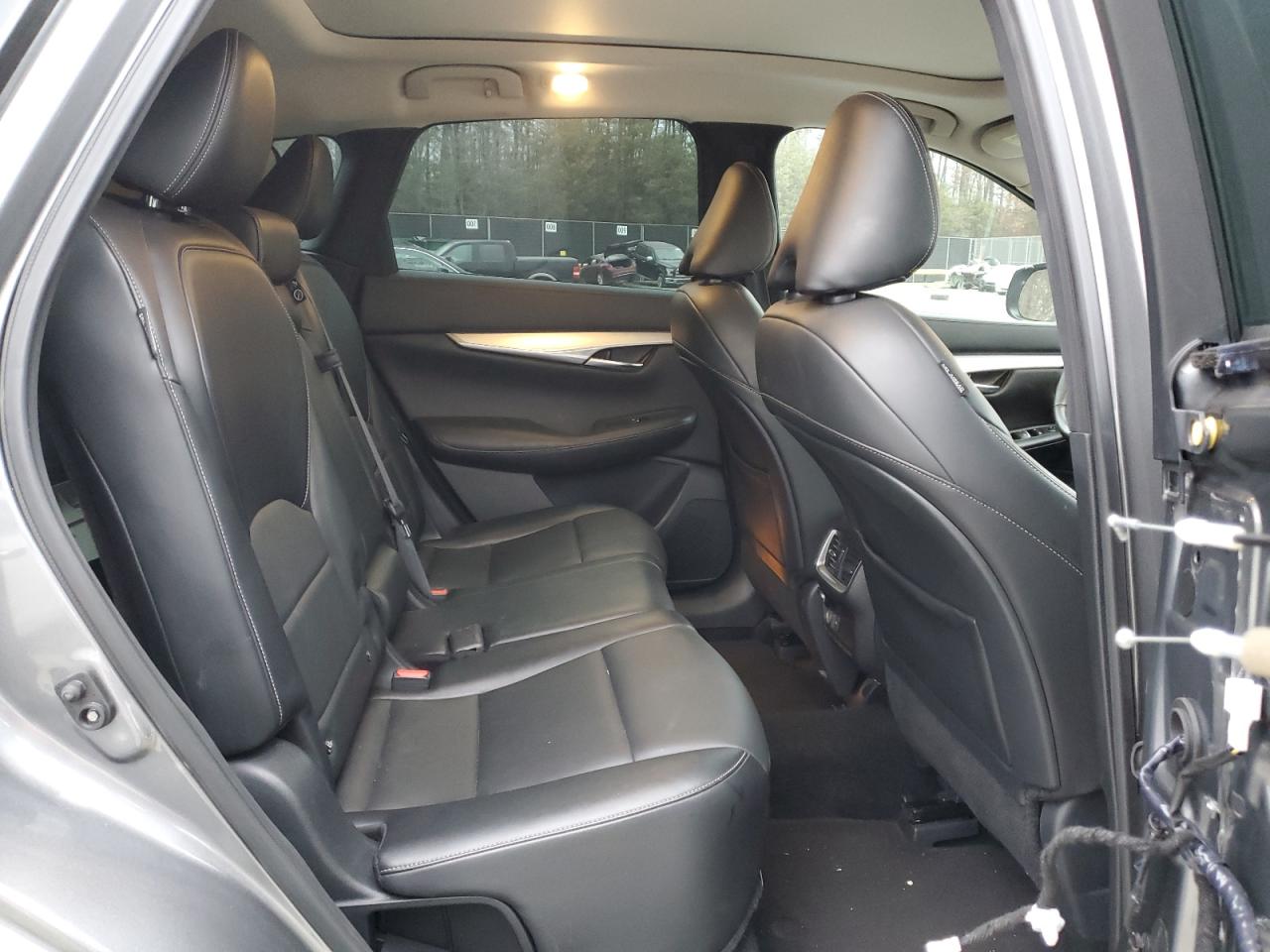 2021 Infiniti QX50 - Image 11