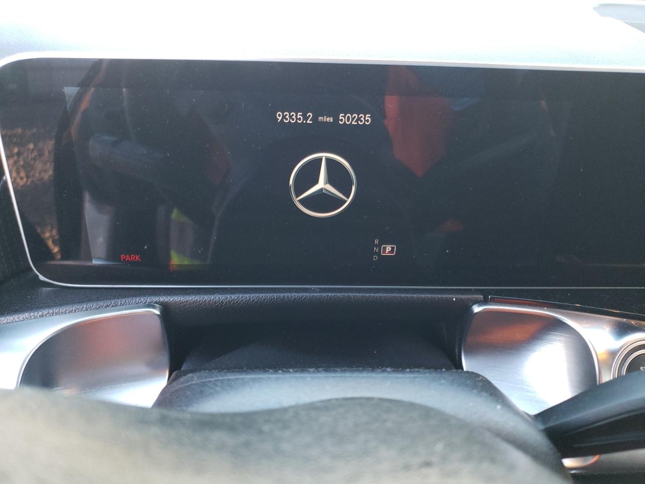 2020 Mercedes-Benz GLB - Image 9