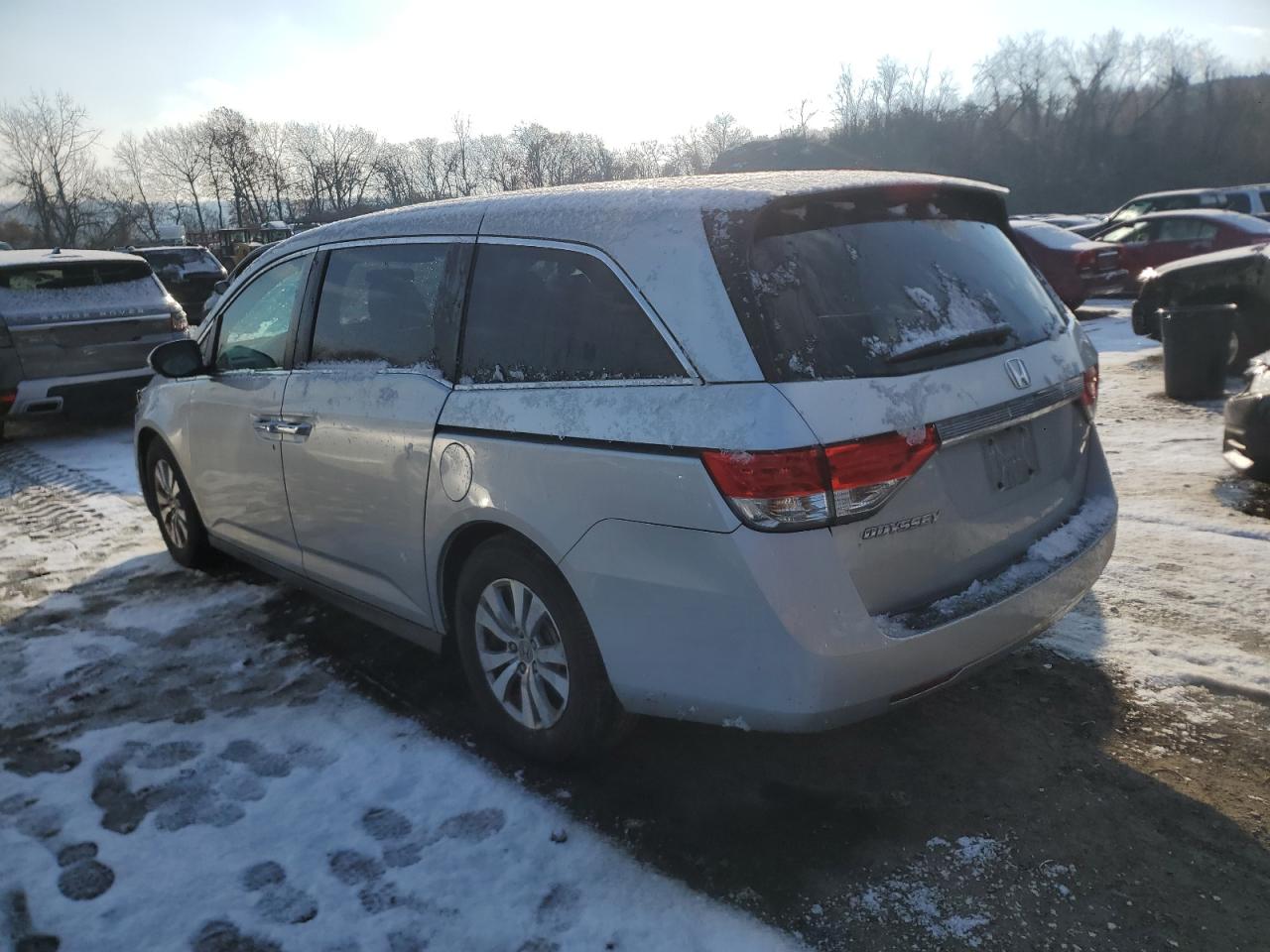 2015 Honda Odyssey - Image 2