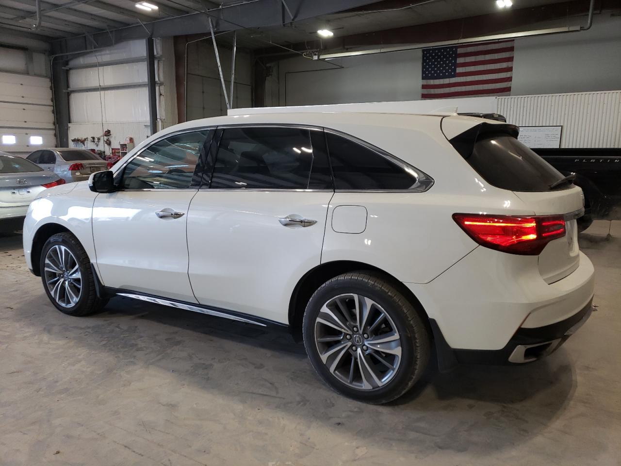 2017 Acura MDX - Image 2
