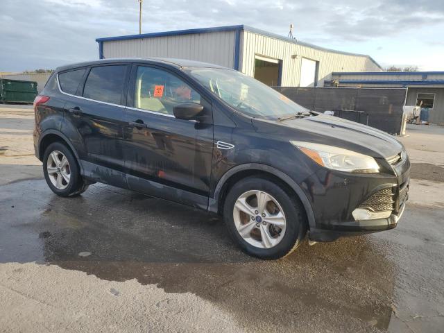  FORD ESCAPE 2016 Czarny