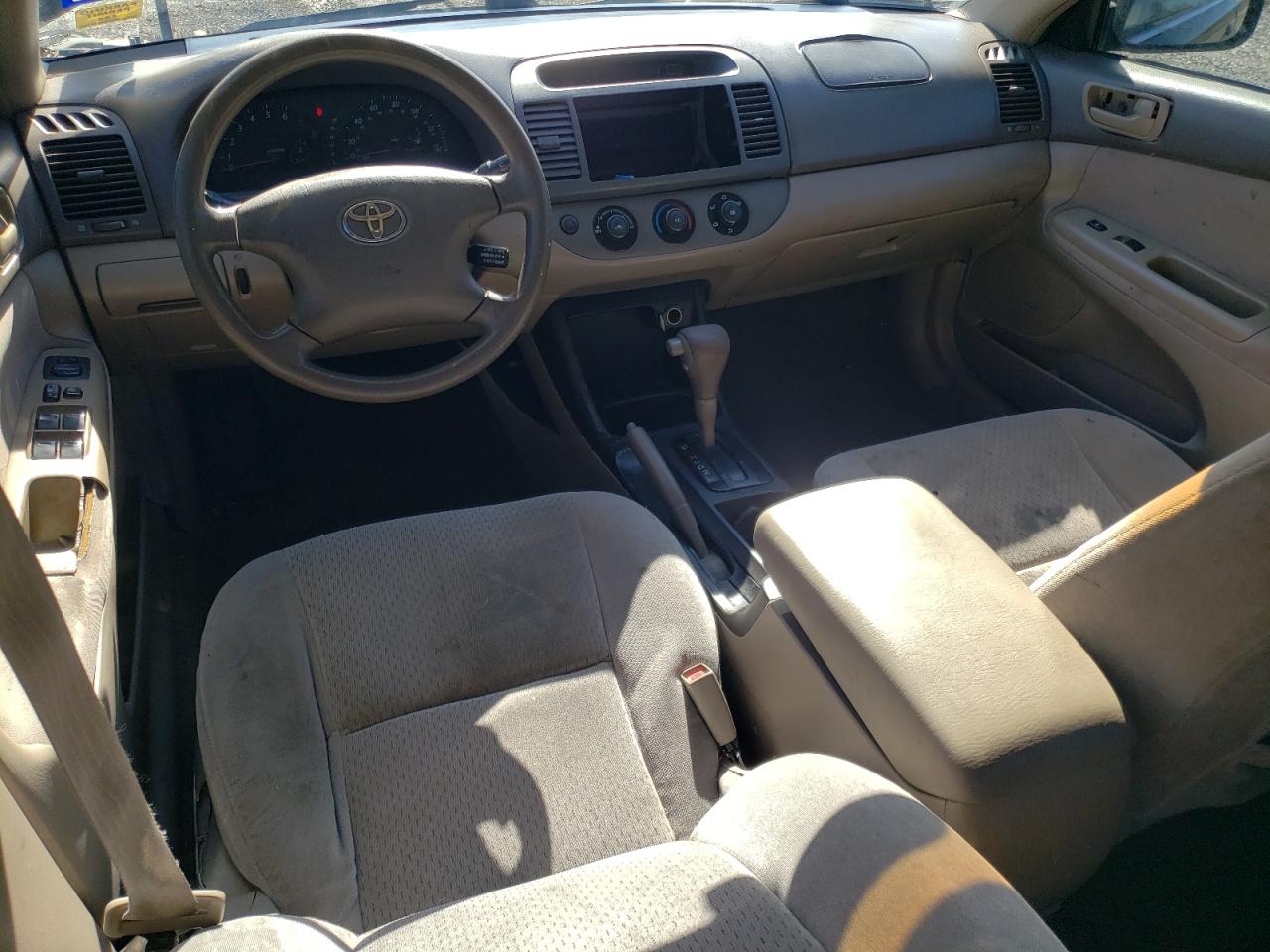 2003 Toyota Camry Le VIN: 4T1BE32K83U657566 Lot: 83472114